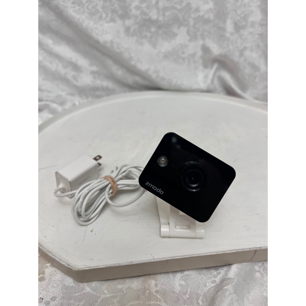 Zmodo ZH-IXY1D Smart Home WiFi Security Camera 720p HD Night Vision White Black